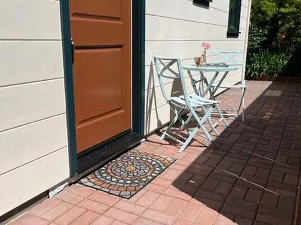 2741A Emerson St, Palo Alto, CA 94306