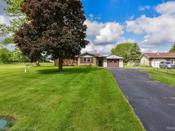 9316 East Rd, Burt, MI 48417