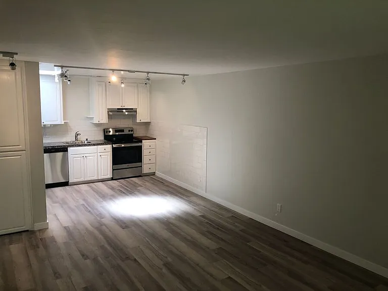 1737 Jackson St #304 — Photo 10