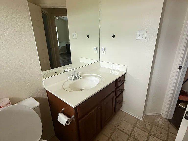 10312 Alfred St — Photo 4