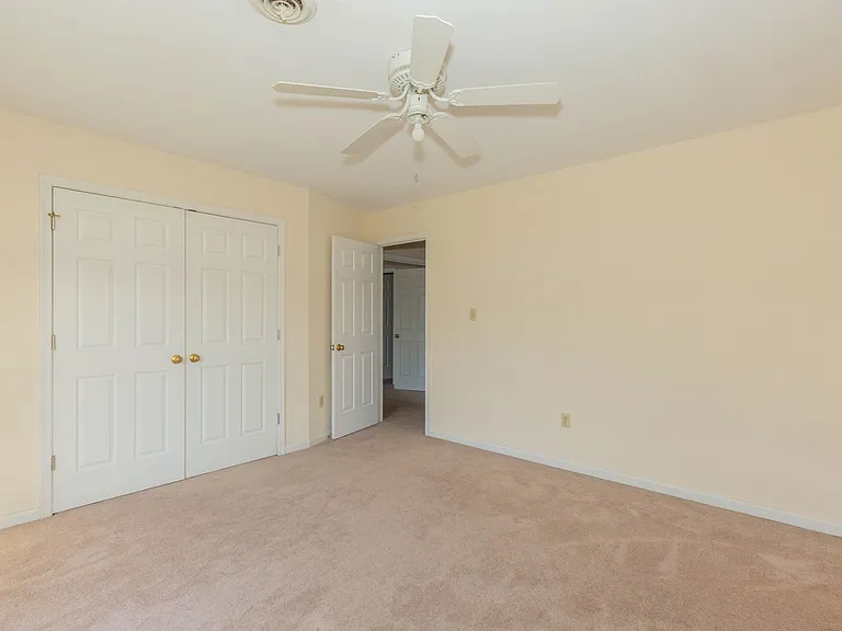 180 Muirfield Ct — Photo 24