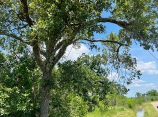 99 Pine Tree Rd #99, Bay Saint Louis, MS 39520