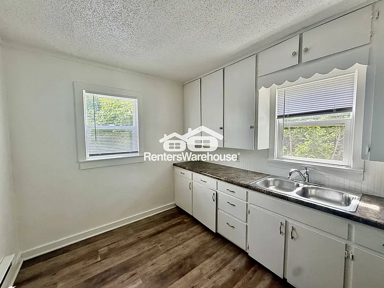 1816 Francis Ave #2 — Photo 4