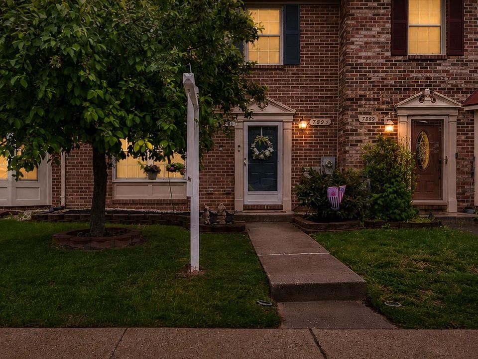 1st image of 7891 Beachland Ct