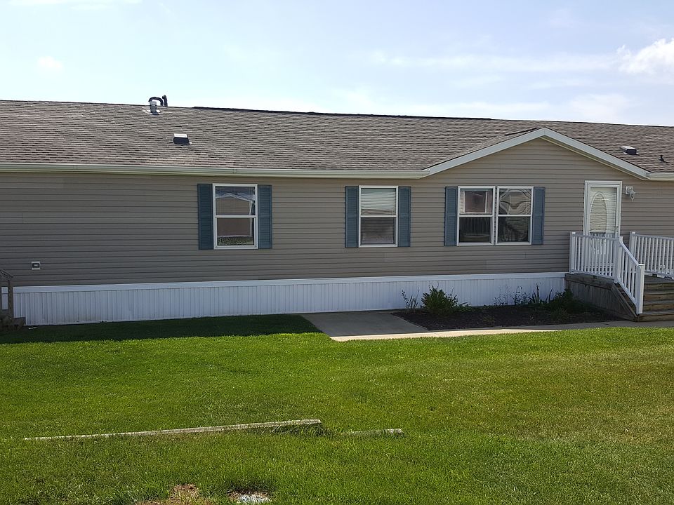 1st image of 3807 E Wembley Ln