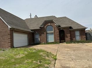 8594 Sun Vista Dr, Cordova, TN 38018