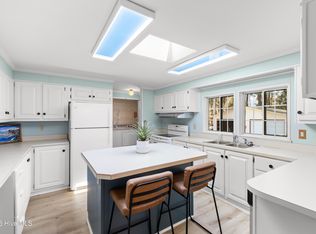 472 Maplewood Drive NW, Calabash, NC 28467