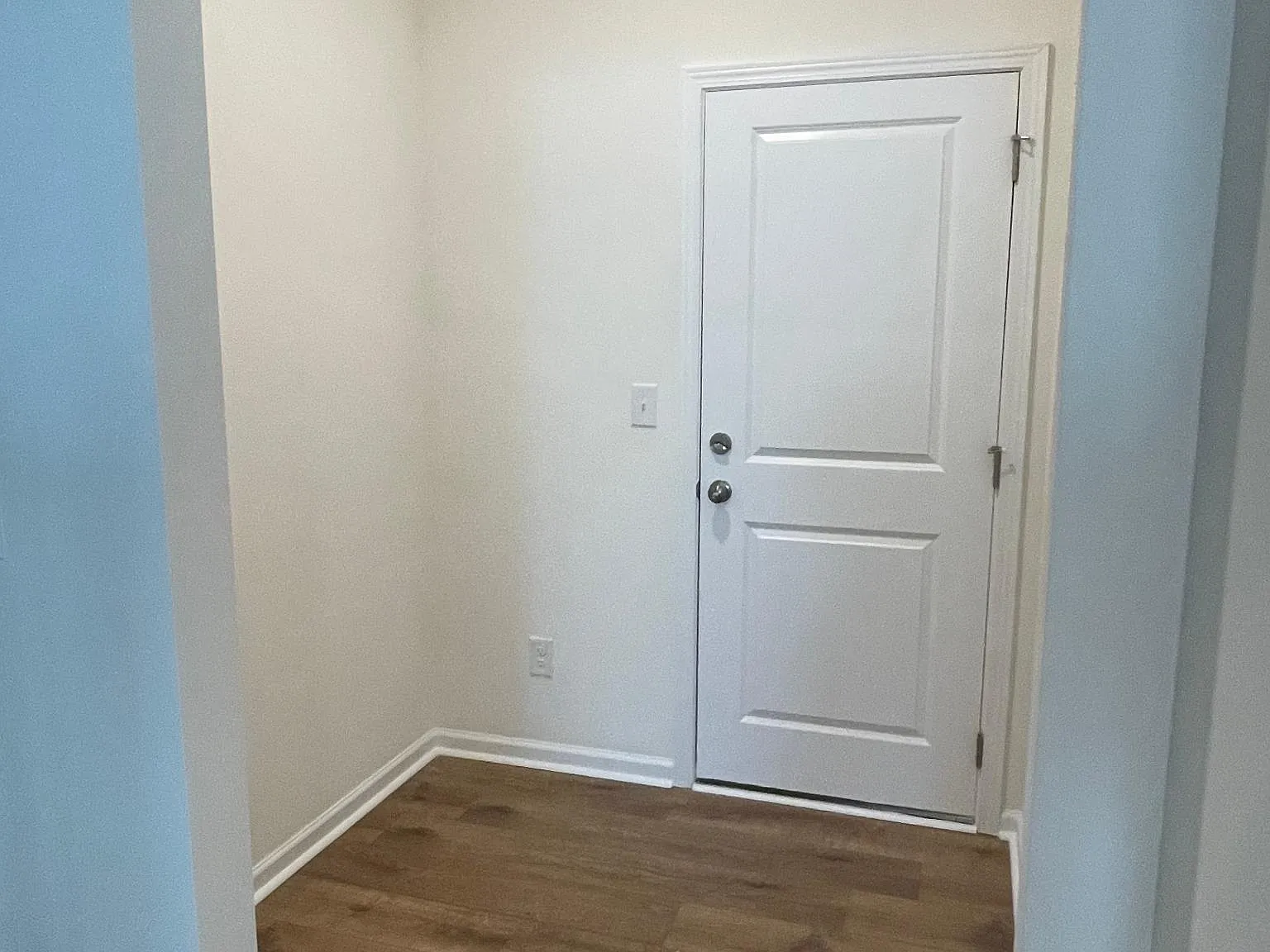 3 bed, 1842 sqft, $2,295 — Photo 4