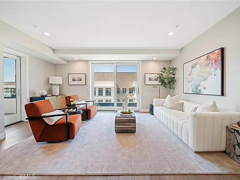 39 S Los Robles Ave #6010 — Photo 11