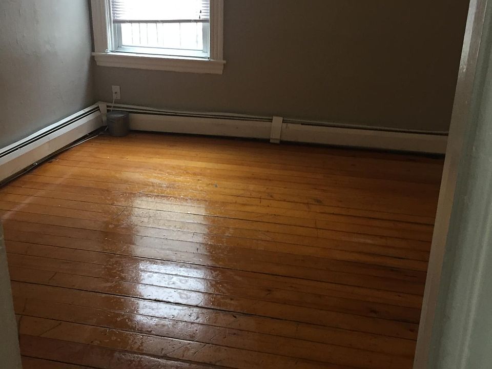 2nd image of 47 Alton St #2