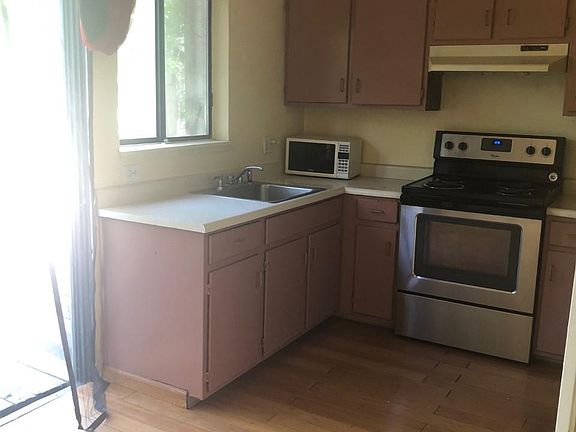 3rd image of 785 Rock Rose Ct