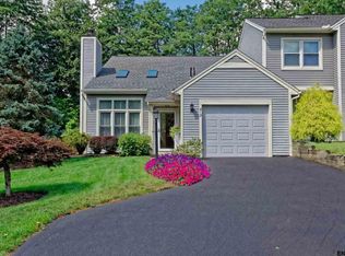 212 Walnut Ln, Slingerlands, NY 12159