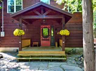 9 Hope Dr, Northern Bruce Peninsula, ON N0H 1Z0