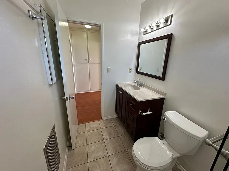 840 Haverford Ave #1 — Photo 13