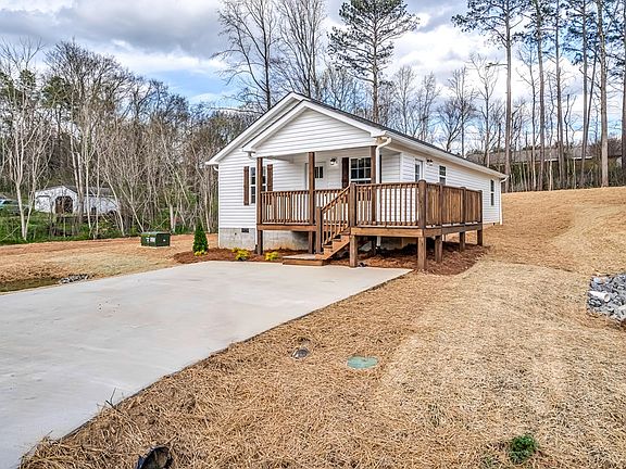 4th image of 1628 Waring Rd NW