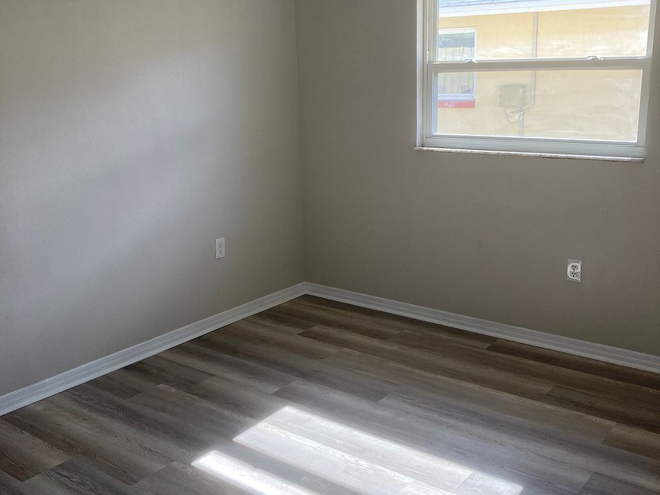 Master Bedroom - 124 inches by 175 inches.