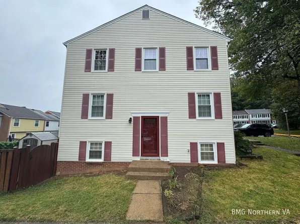 5501 Heston Ct, Springfield, VA 22151