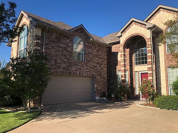 2nd image of 8133 Oak Hollow Dr