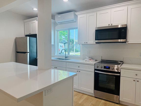 3rd image of 3601 E Vermont St #18