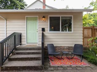 3919 SE Liebe St, Portland, OR 97202