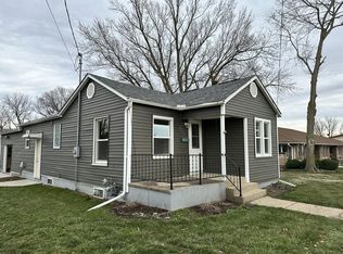 628 4th Ave, De Witt, IA 52742