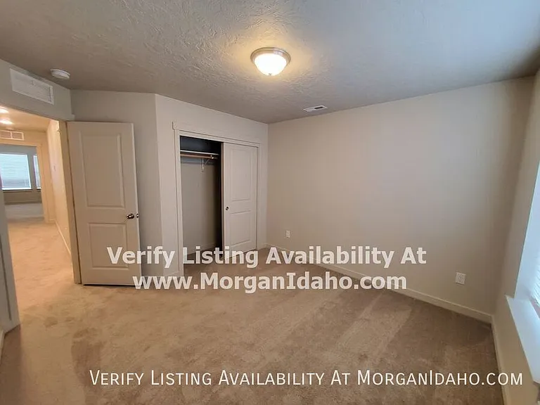 376 N Tessa Ln — Photo 13