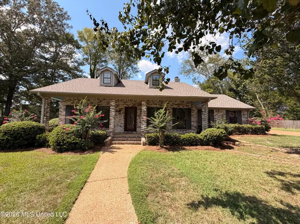 16 Fawn Grv, Jackson, MS 39212