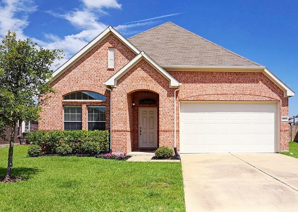 1st image of 25914 Westbourne Dr