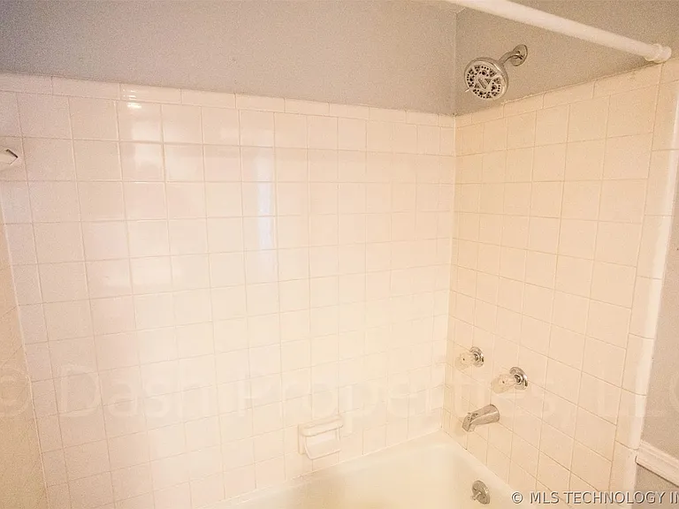 5104 S 75th East Ave — Photo 28