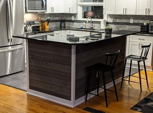 101 Murray Dr, Beaver, PA 15009