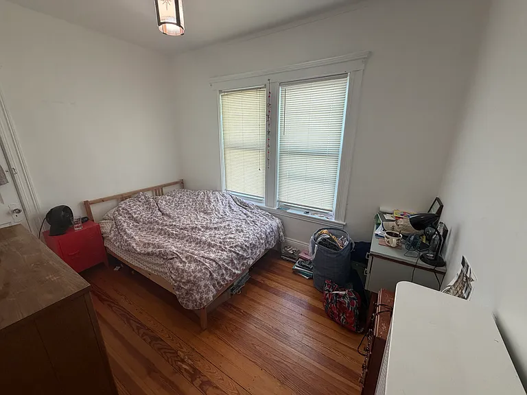 100 W Adams St #A1 — Photo 8