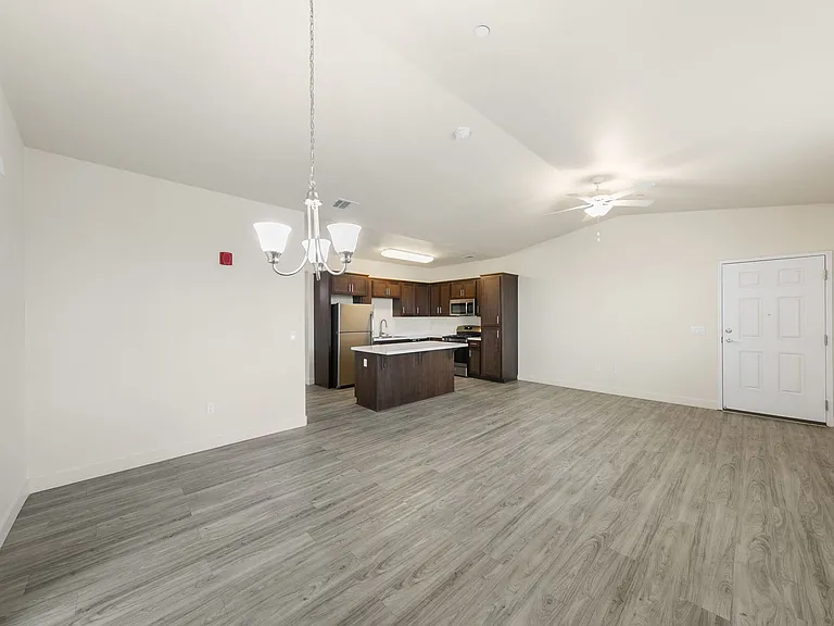 Luxe Ripon Apartments — Photo 15