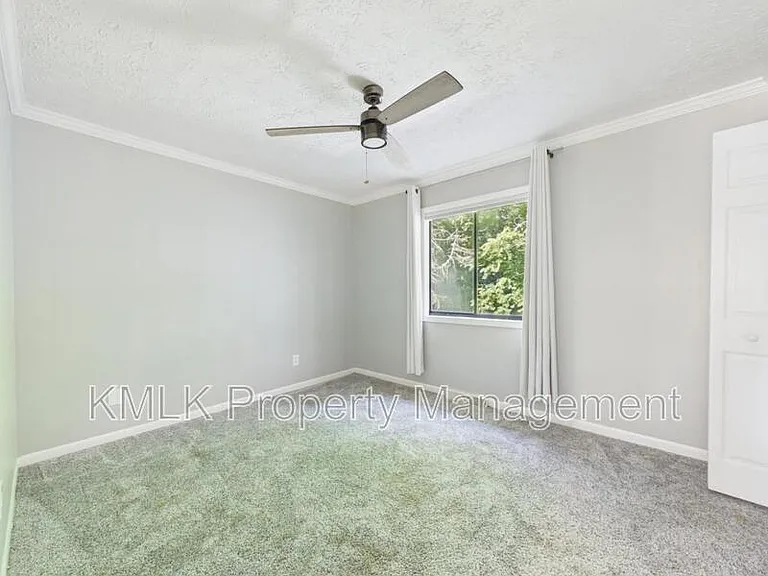 3957 Cox Rd — Photo 29