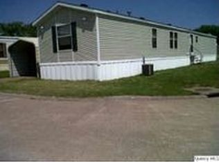 823 Jonathan Ln, Quincy, IL 62305