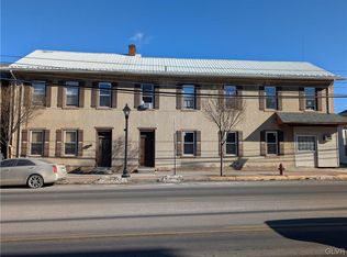 1 W Main St, Macungie, PA 18062