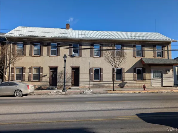 1 W Main St, Macungie, PA 18062