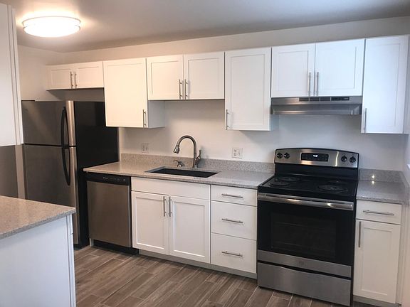 2nd image of 2175 W Schantz Ave #2175