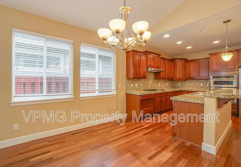 1403 SE 194th Pl — Photo 23