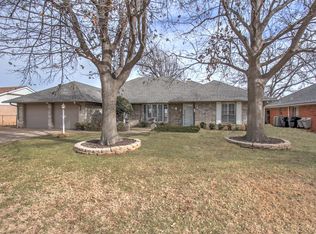 8400 Lakeaire Dr, Oklahoma City, OK 73132