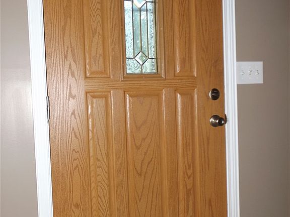 5th image of 383 Merravay Dr