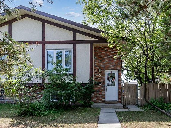 2nd image of 5 N McCullough Cres