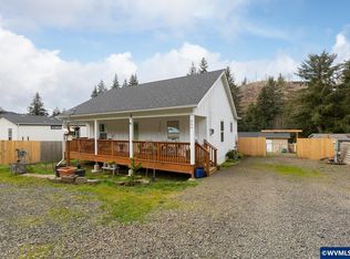 864 N Deerlane Loop, Otis, OR