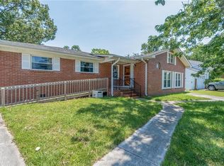212 E Ottawa Rd, Virginia Beach, VA 23462