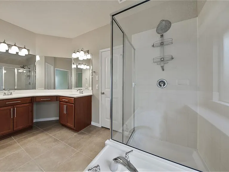 139 Sweet Leaf Grove Ln — Photo 14