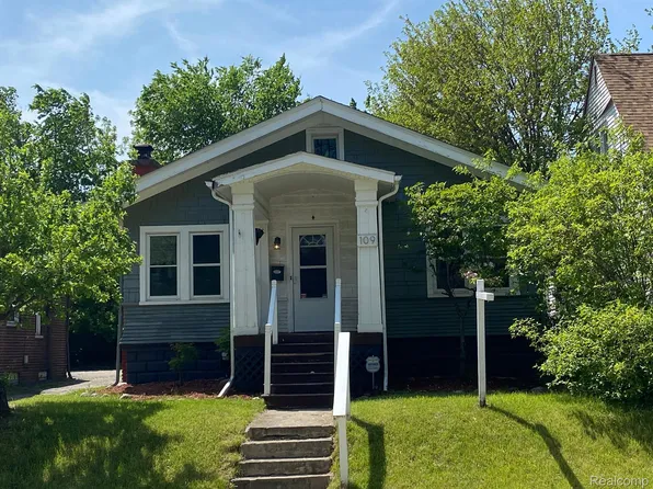 109 Osceola Dr, Pontiac, MI 48341