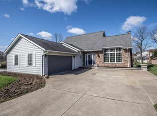 6298 Sunnywood Dr, Solon, OH 44139