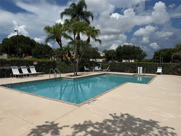 3330 Pinewalk Dr N #1623 — Photo 12