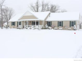 2227 Fix Rd, Grand Island, NY 14072