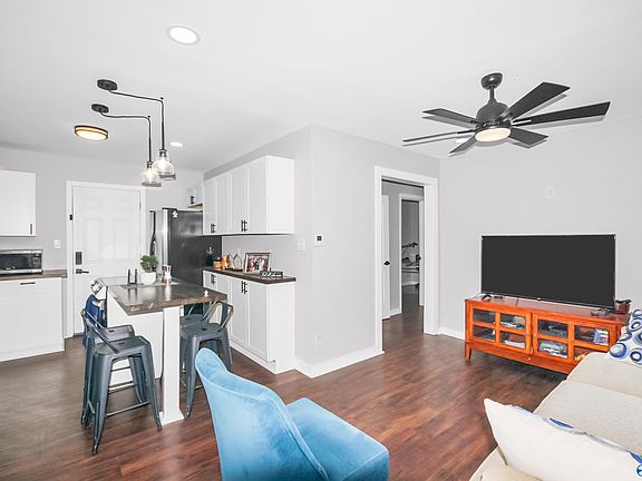 4th image of 1211 Baltimore Hill Rd NE