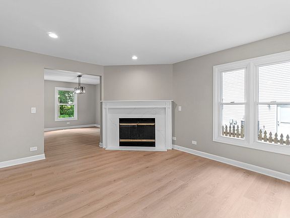 4th image of 341 Tanager Dr